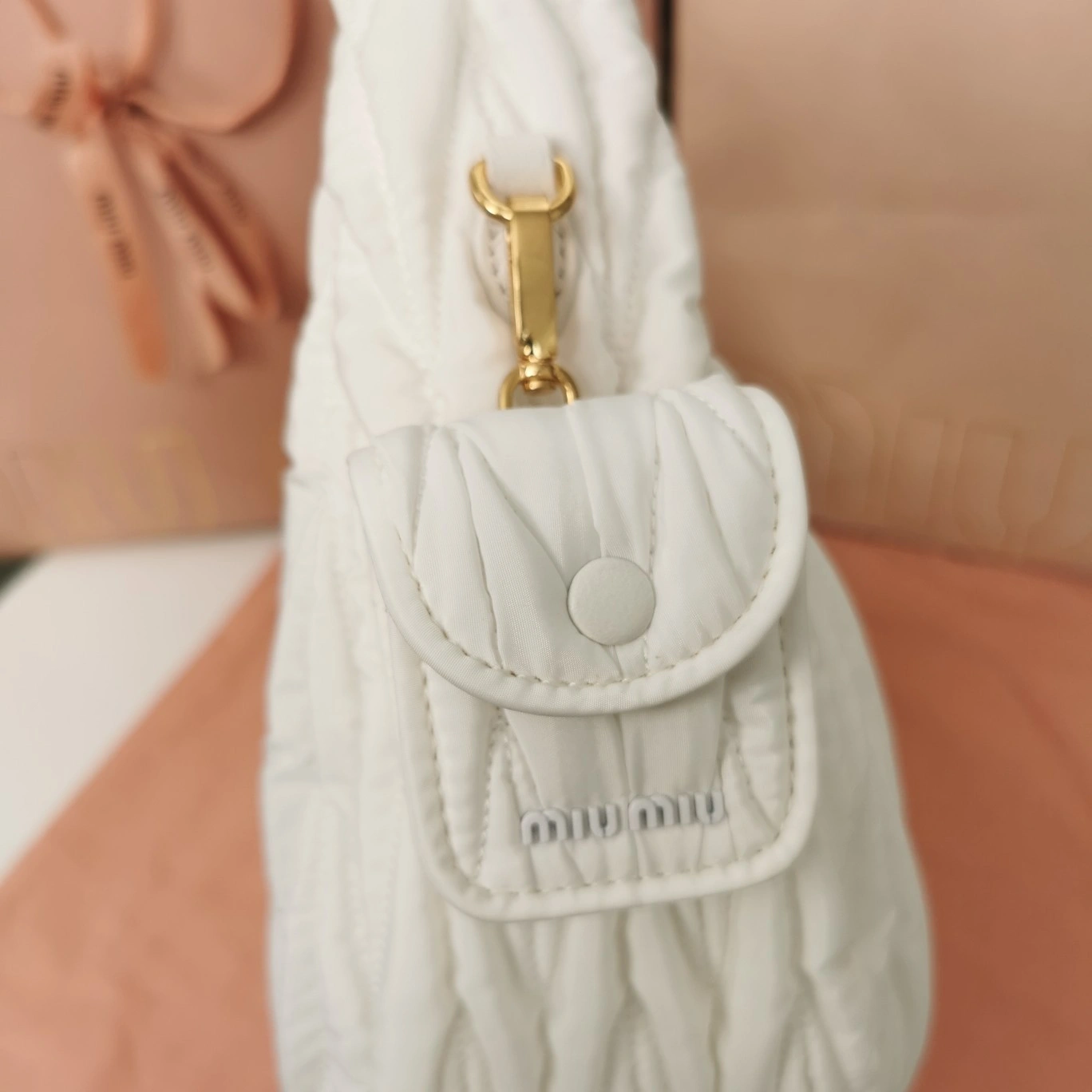 MOMO— 5BC108-2F5A-F0009-V-OOO item:D-B063A0502S