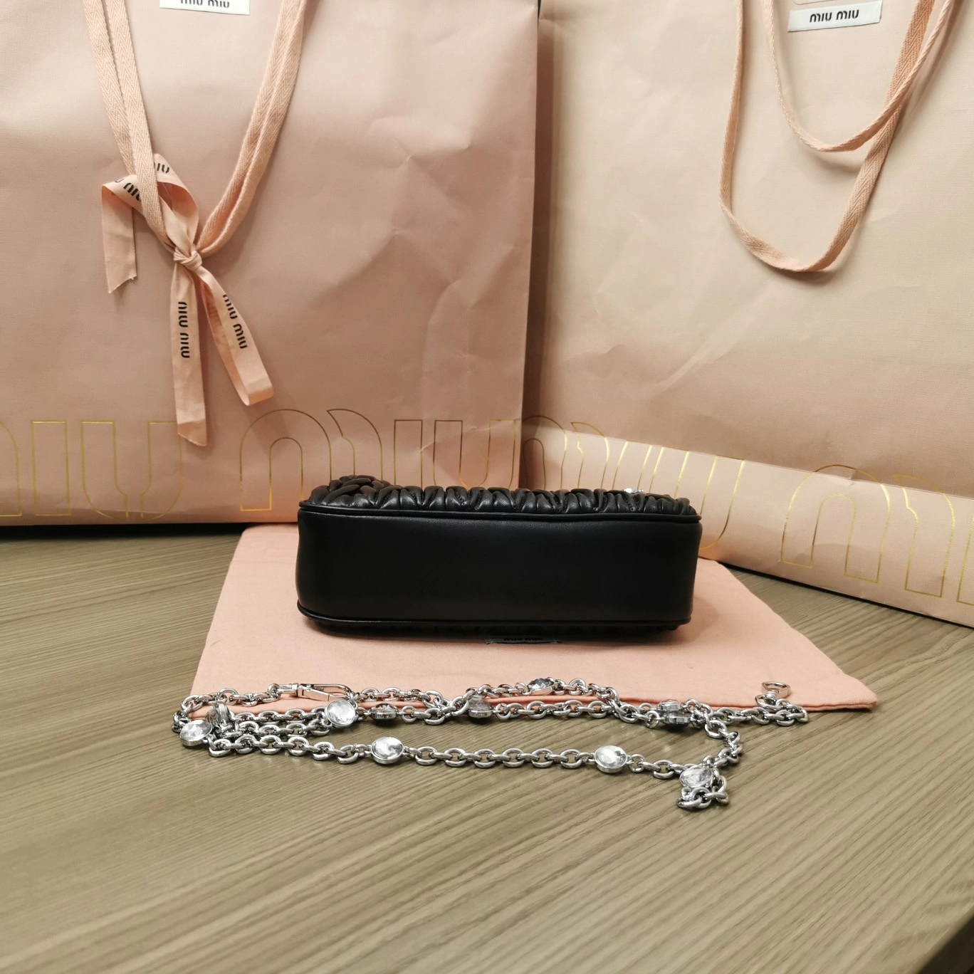 MOMO— 5BH211-2CE3-F0002-V-OWO item:D-B063A0505S