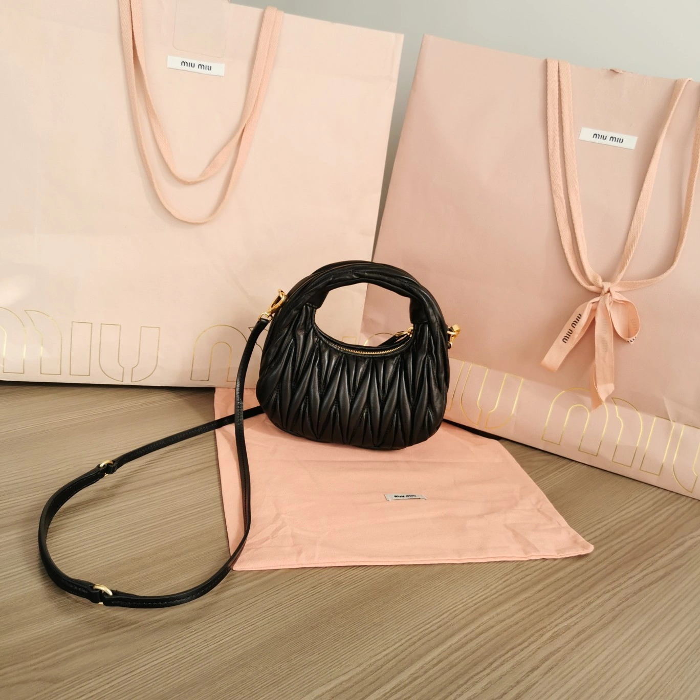 MOMO— 5BP078-N88-F0002-V-OOO item:D-B063A0513S