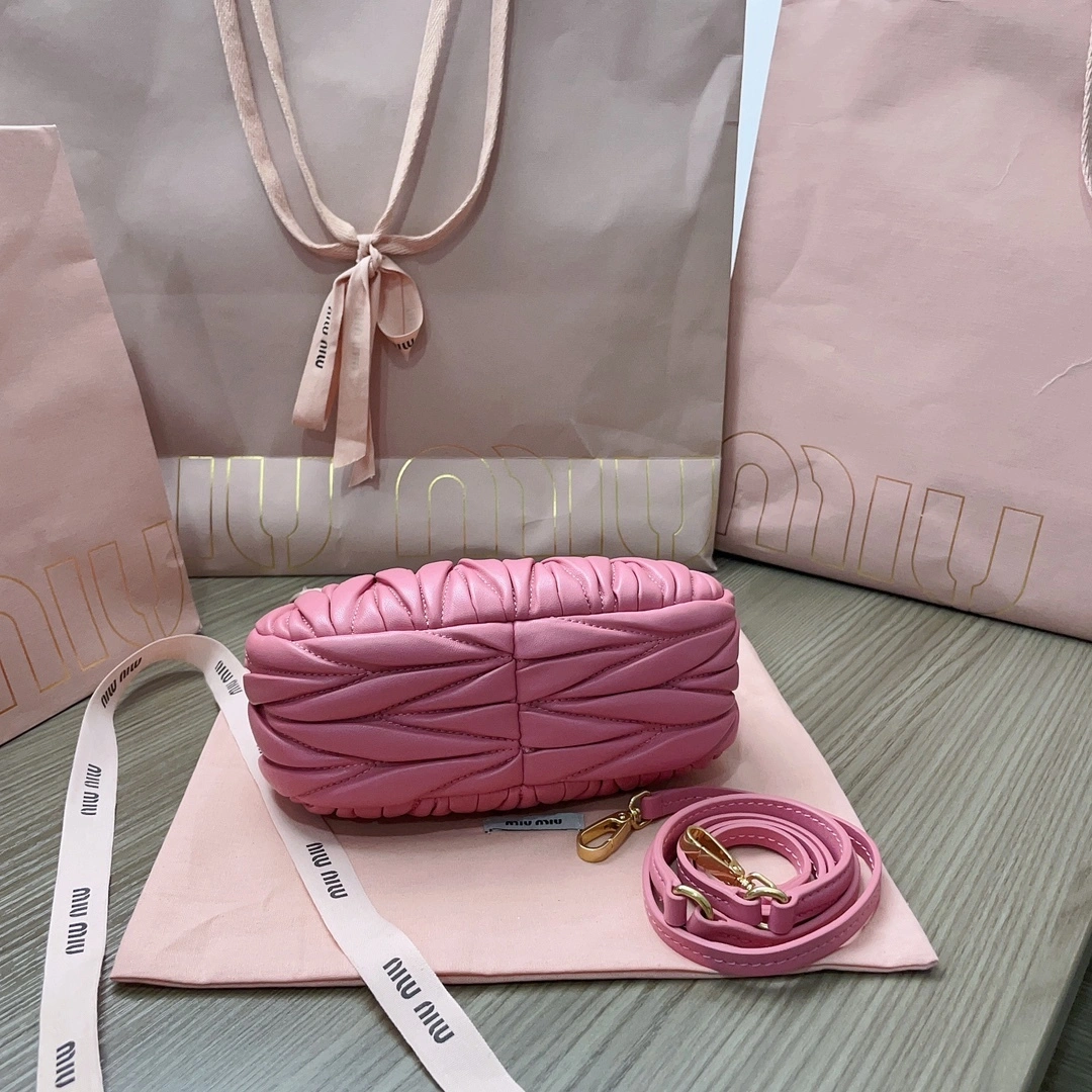 MOMO— 5BP078-N88-F0638-V-OOO item:D-B063A0509S