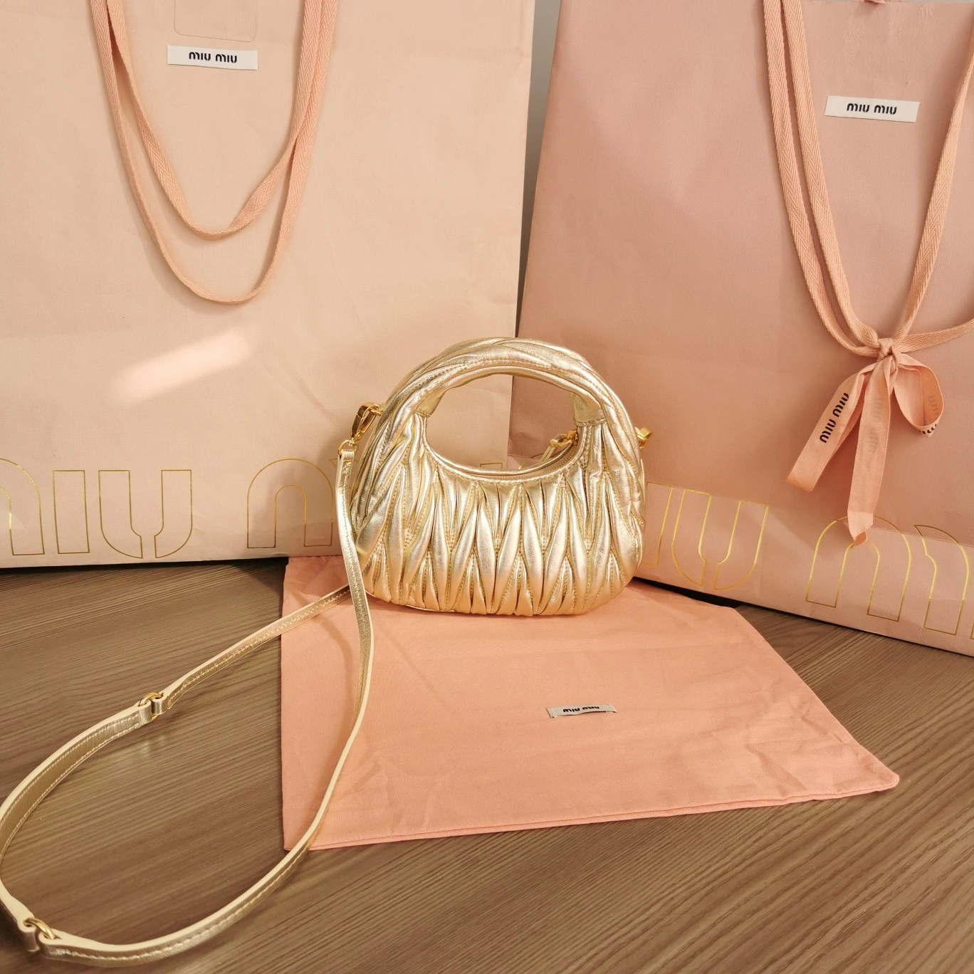 MOMO— 5BP078-N88-F0846-V-OOO item:D-B063A0514S