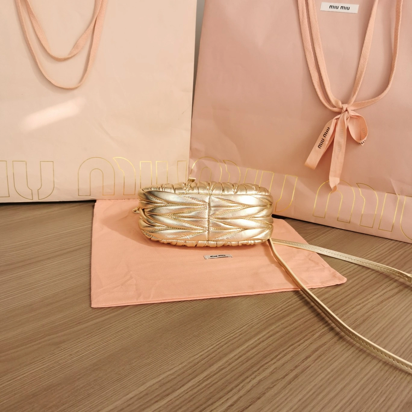 MOMO— 5BP078-N88-F0846-V-OOO item:D-B063A0514S