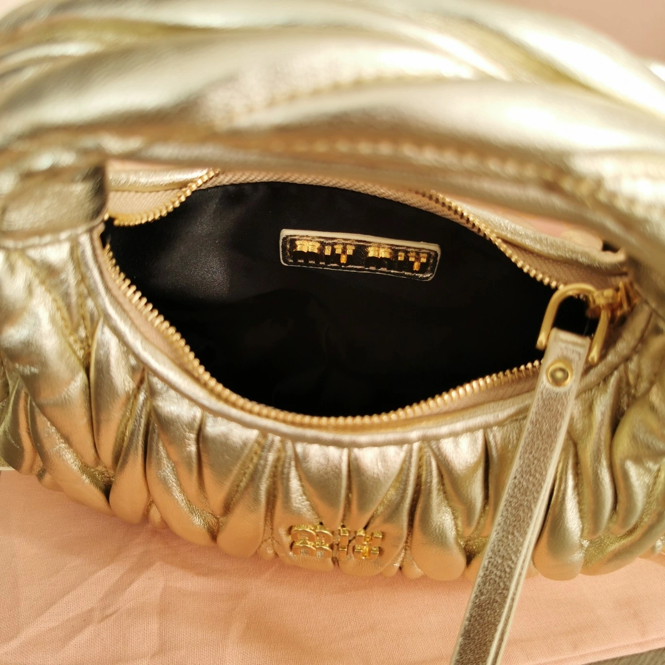 MOMO— 5BP078-N88-F0846-V-OOO item:D-B063A0514S