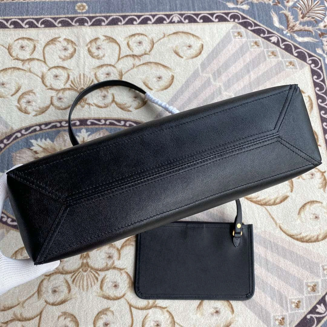 *MOMO— 649577 cowhide item：242B66E2544