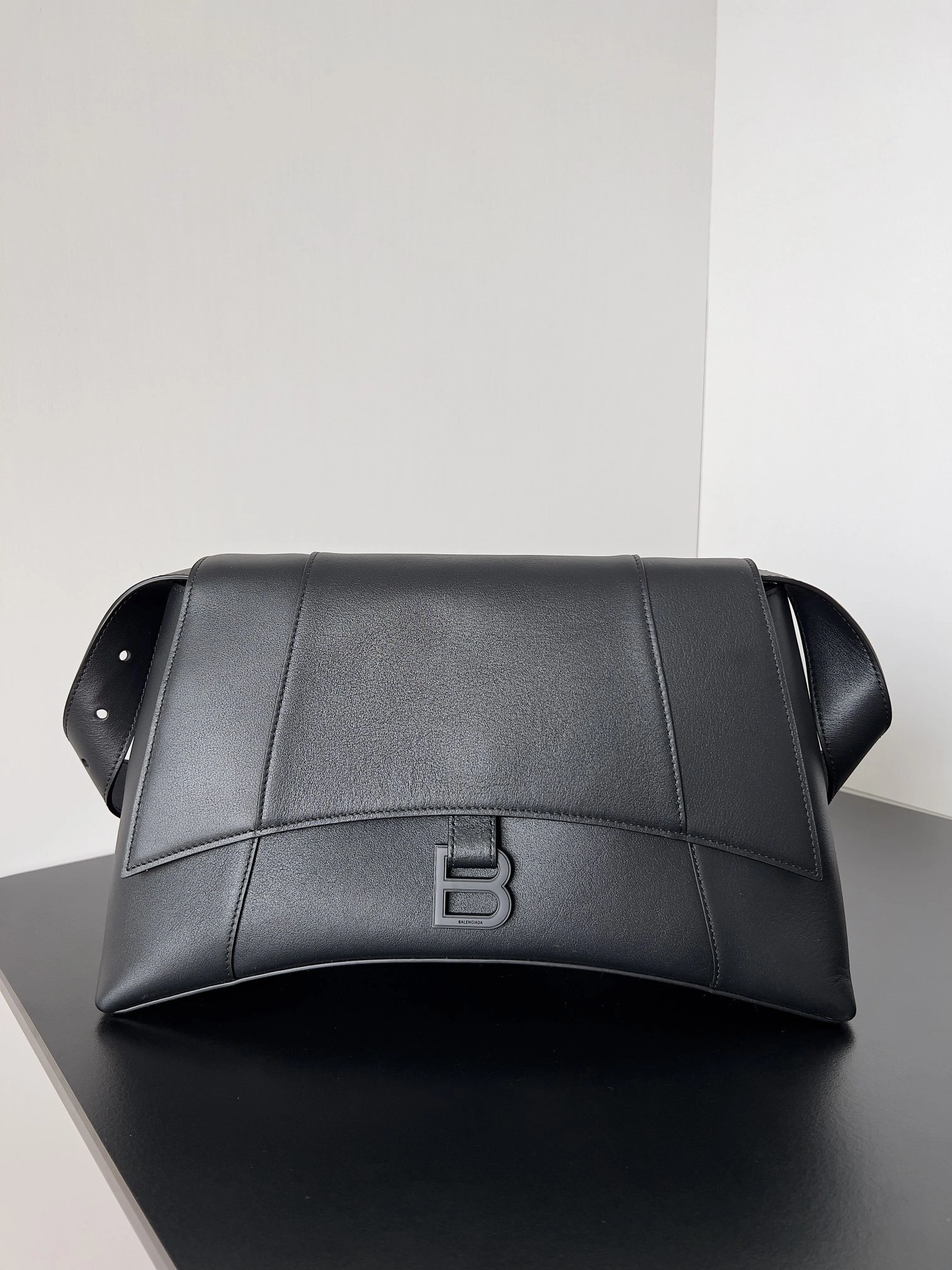 MOMO-67135329S171000 67135429S171000 high quality version item：C-B063I2028V