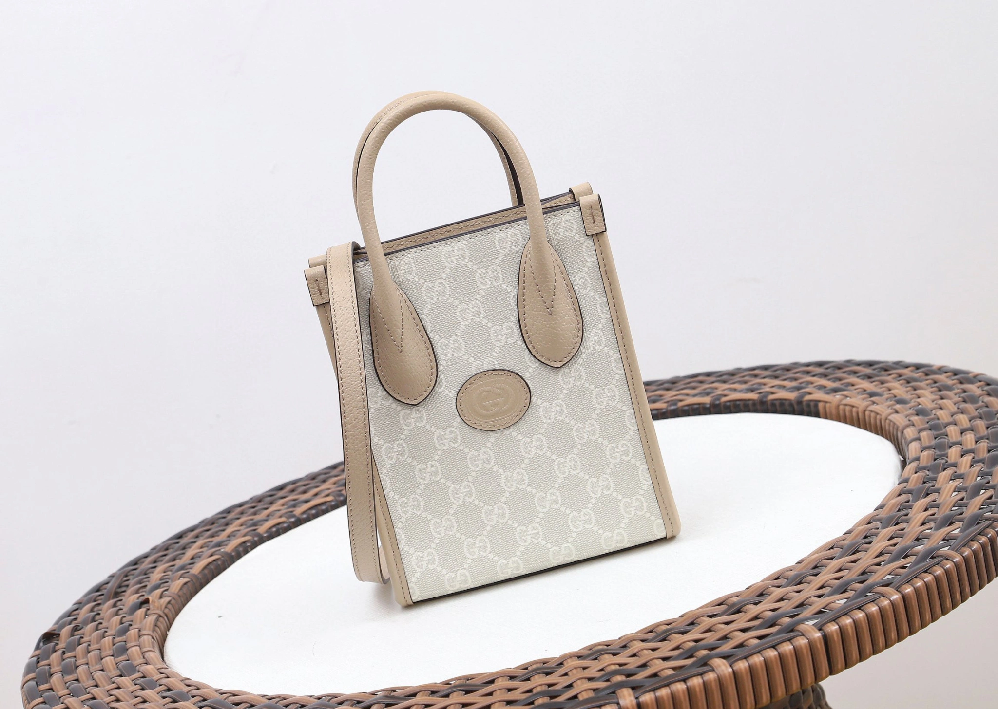 MOMO-671623-UULBT-9683 Retro Mini Tote item：B-B000E1904C