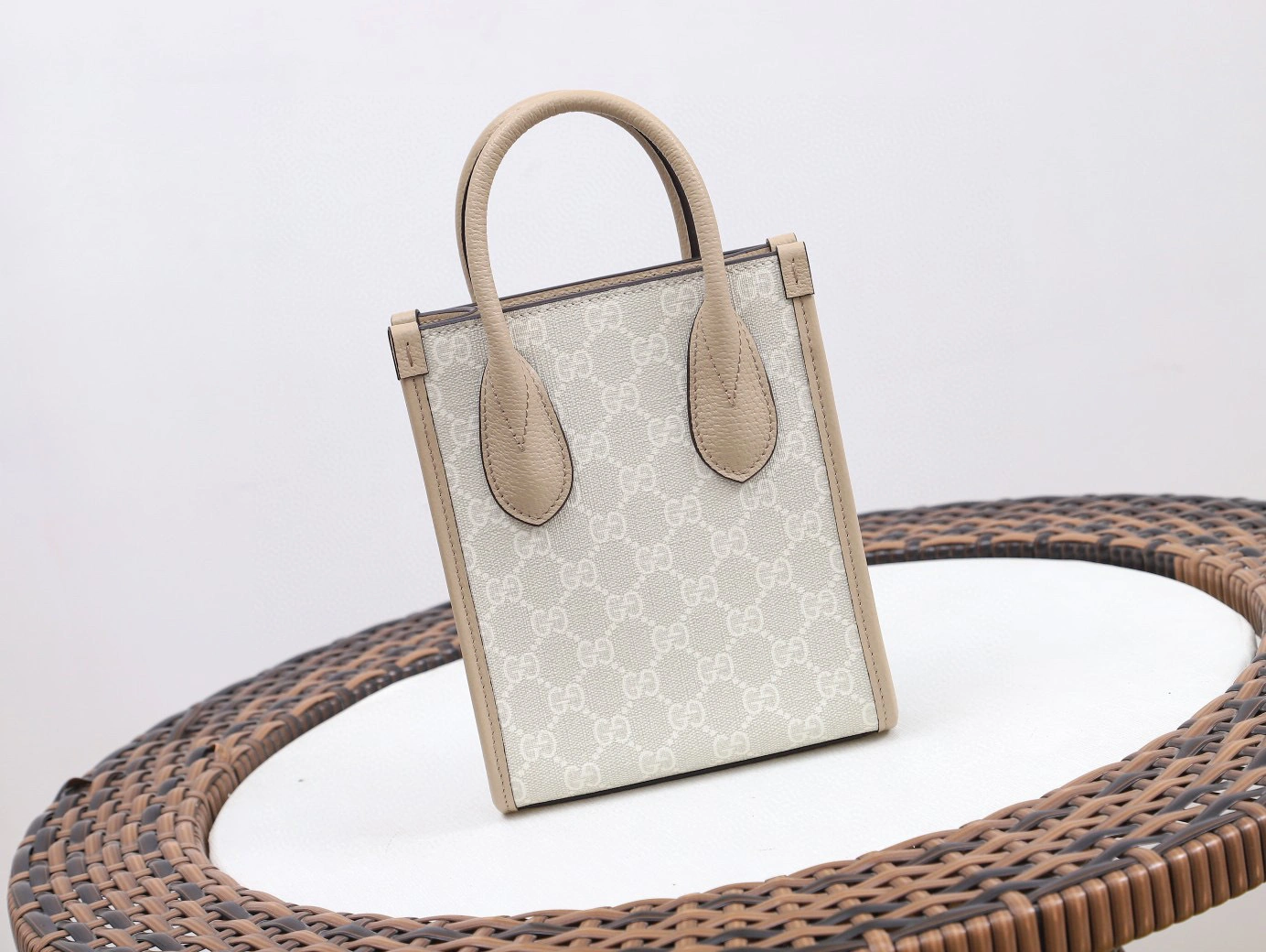 MOMO-671623-UULBT-9683 Retro Mini Tote item：B-B000E1904C