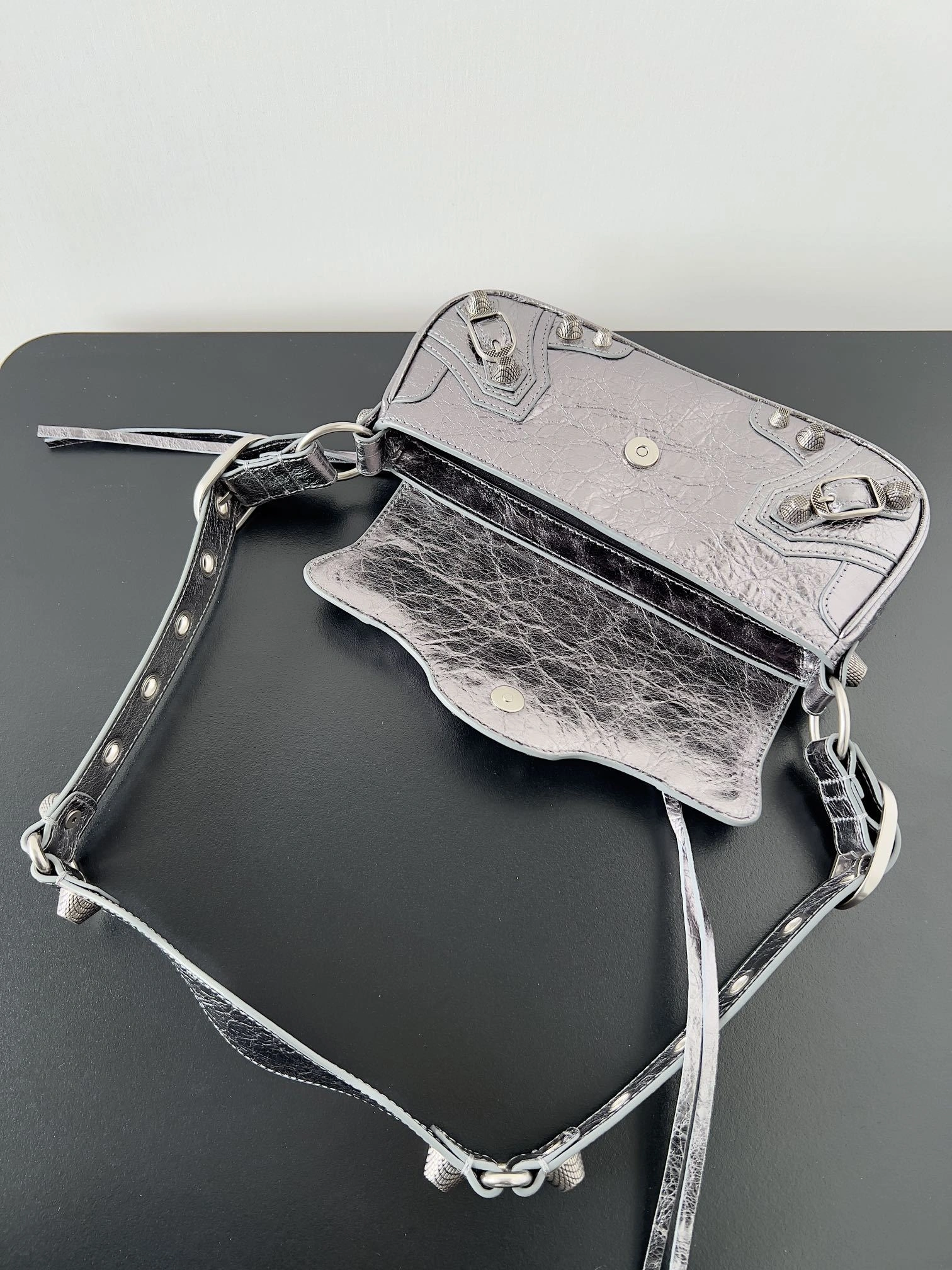 MOMO— 7716700GT3Y8103 item:D-B063A1679