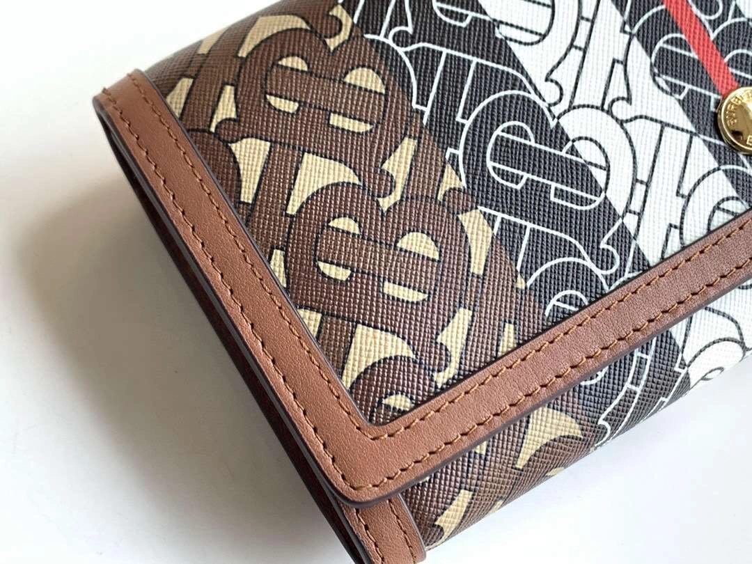 MOMO-80220121 CALF SKIN item : 063B27A0241