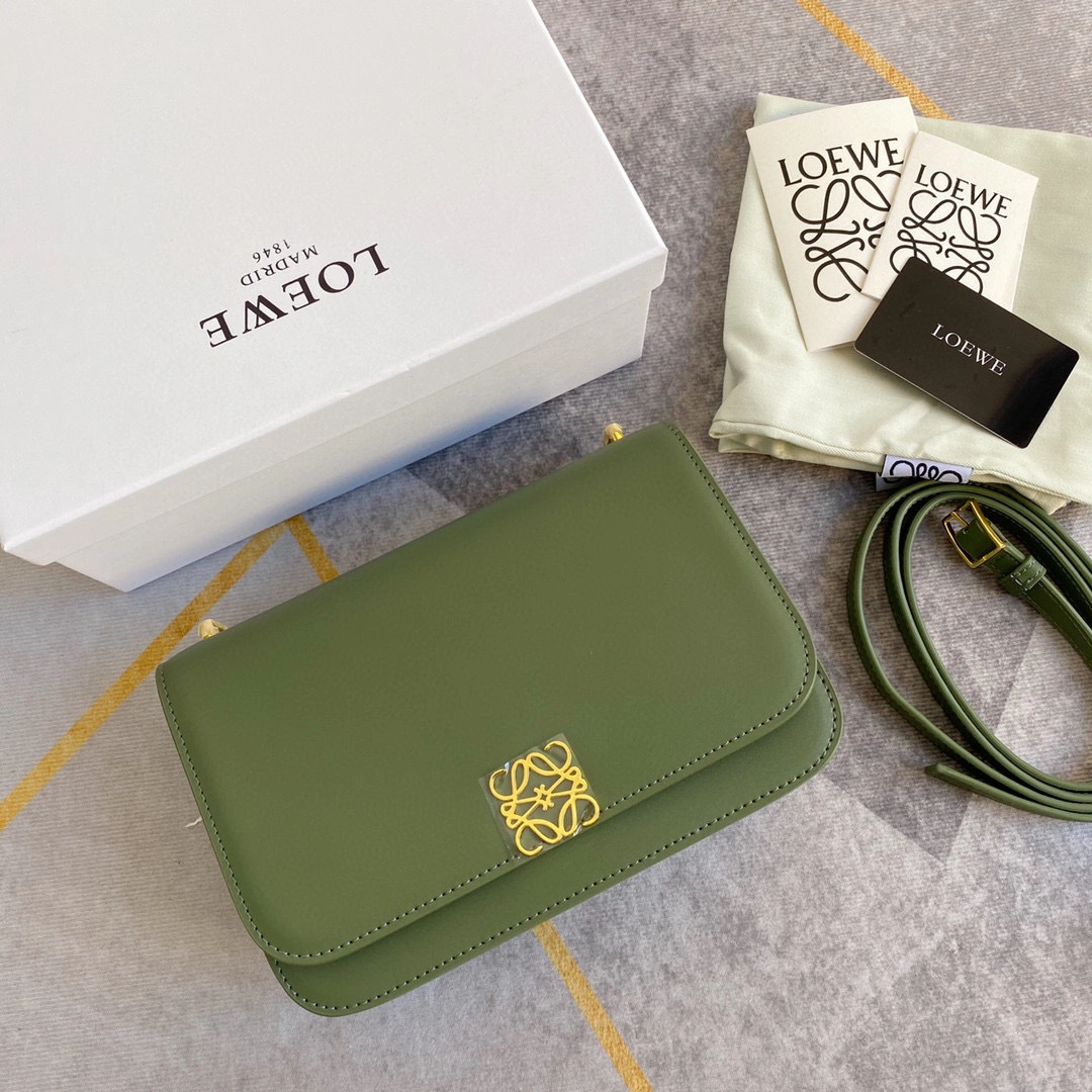 MOMO-A896N01X03-3949 GOYA item：B-B564F1016C