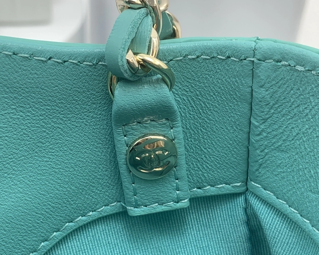 &MOMO— AP3656-B14880-NS837 item:D-B063A0522S