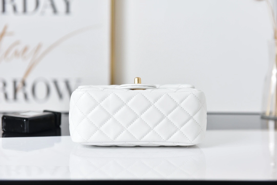 MOMO AS1786-B02916-10601 sheephide item：B-B370F1011C