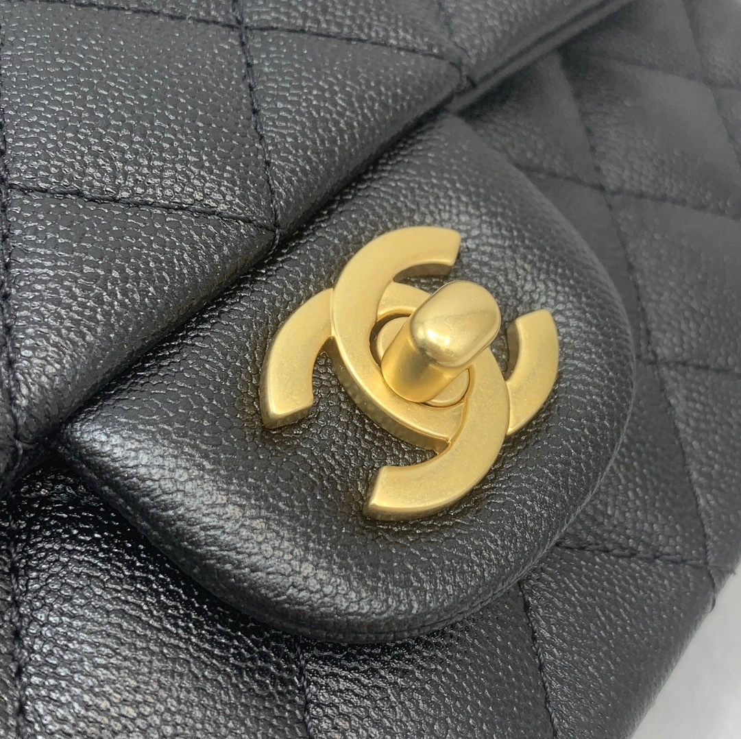 MOMO— AS2431-B05607-94305 item:D-B063A0518S