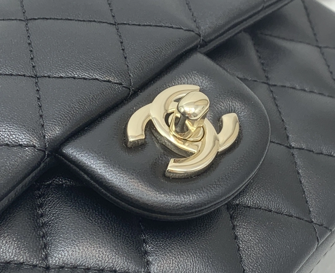 MOMO— AS2431-B06660-94305 item:D-B063A0517S