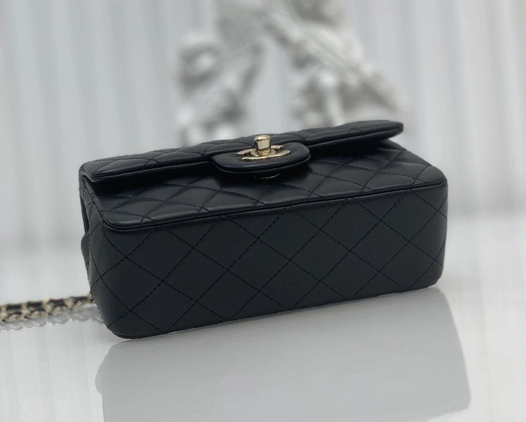 MOMO— AS2431-B06660-94305 item:D-B063A0517S
