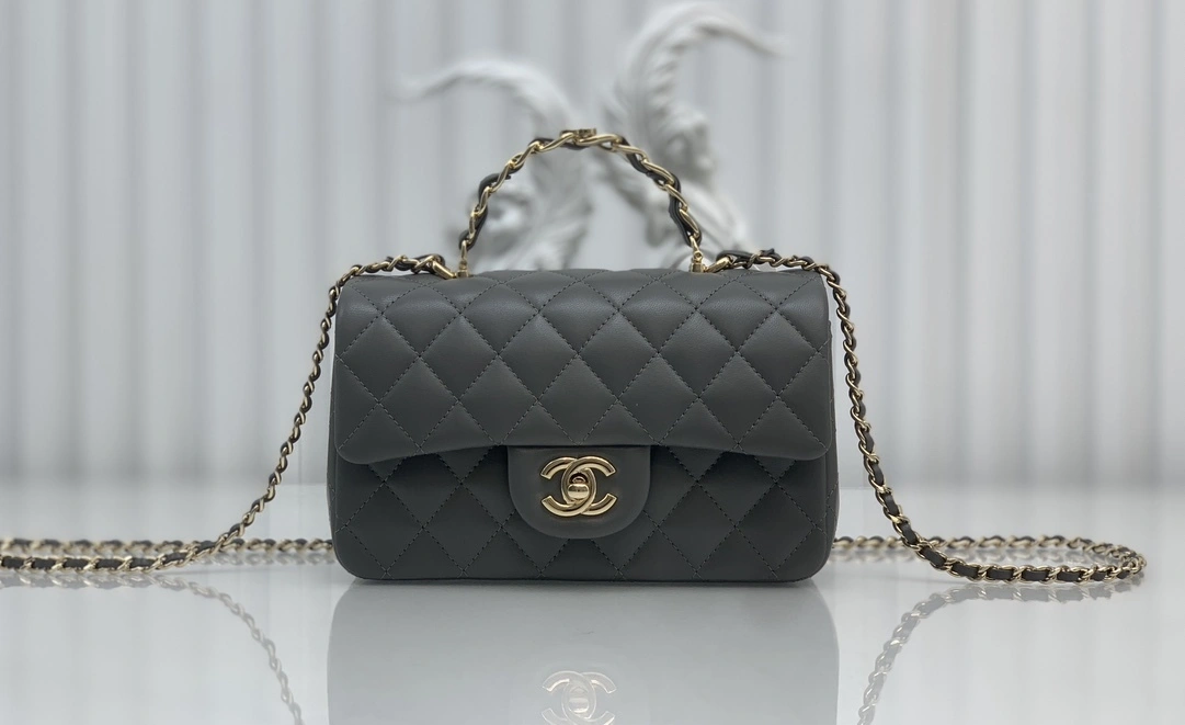 MOMO— AS2431-B14475-NR652 item:D-B063A0519S