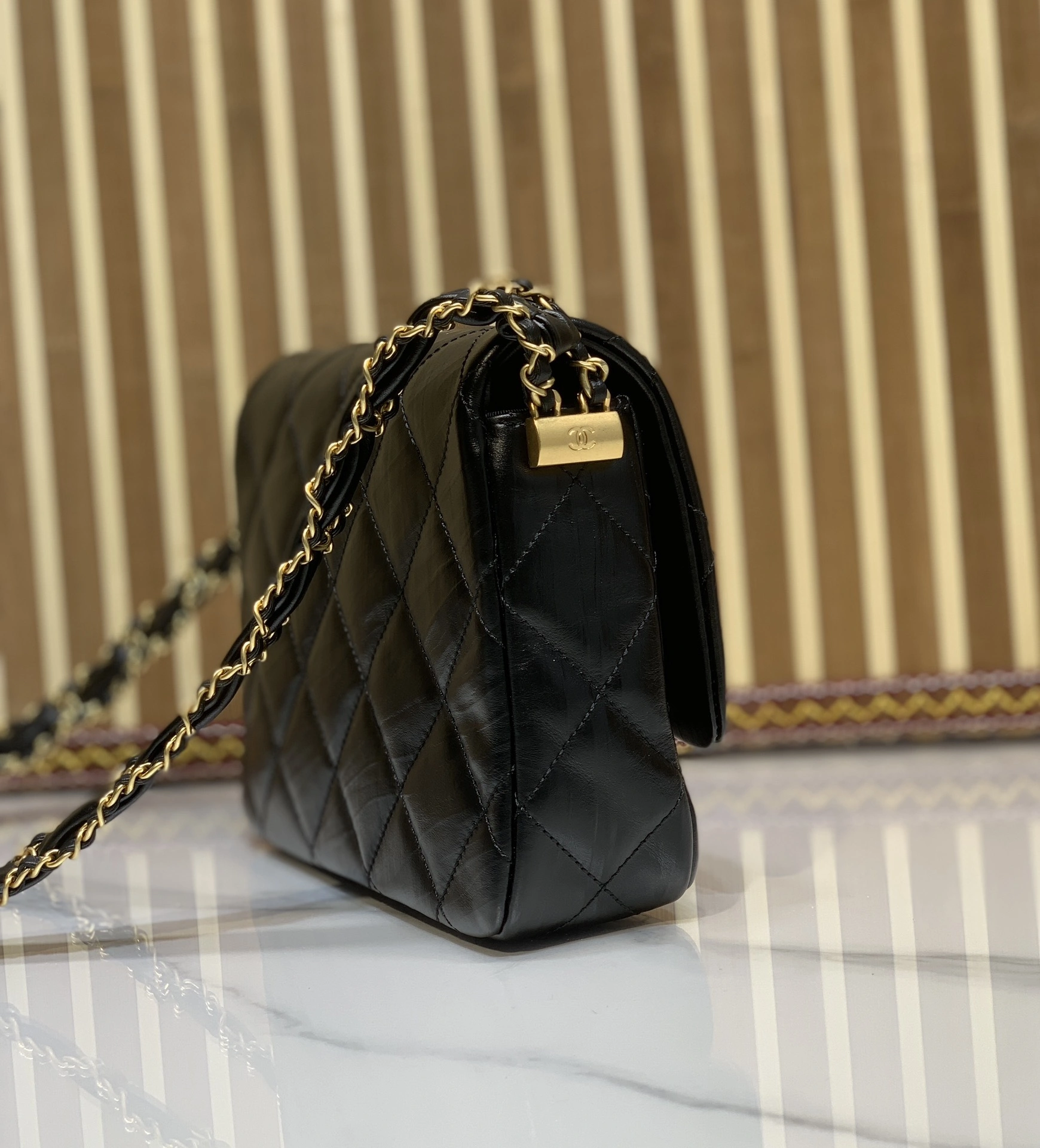 MOMO— AS4423-B14315-94305 item:D-B063A0520S