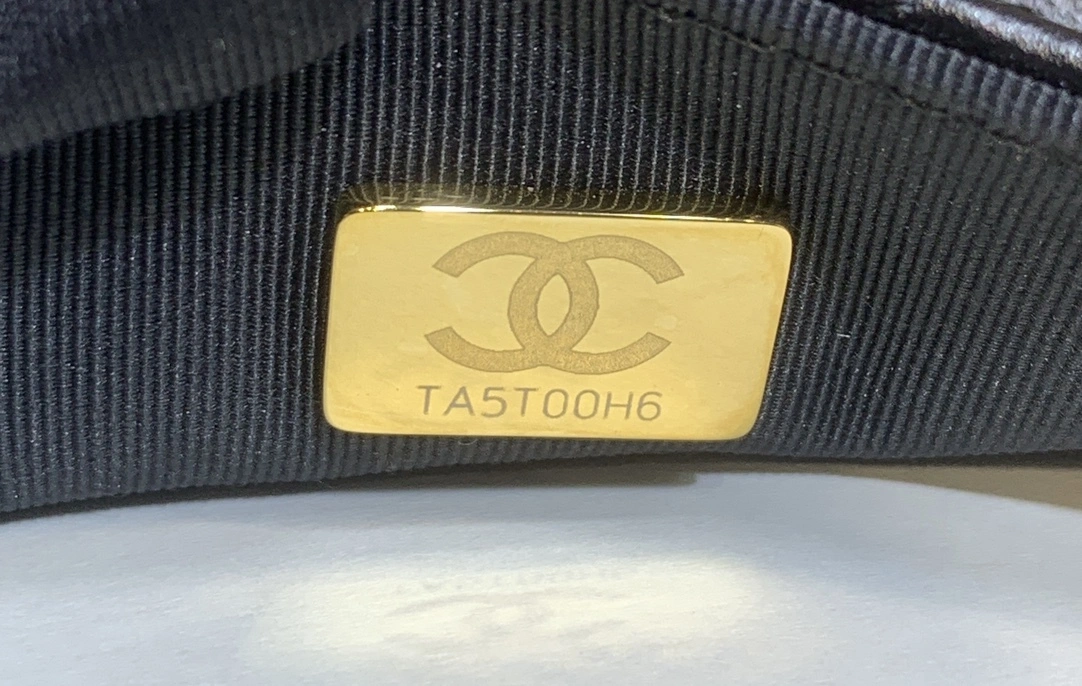 MOMO— AS4423-B14315-94305 item:D-B063A0520S