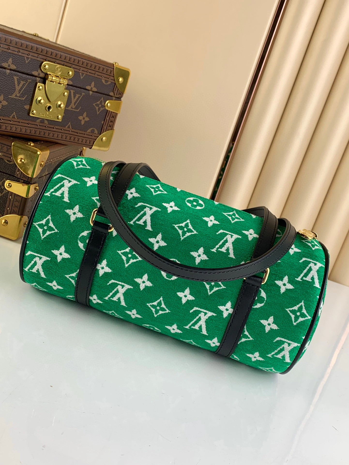 MOMO-M46206 item：B-B000E2548C