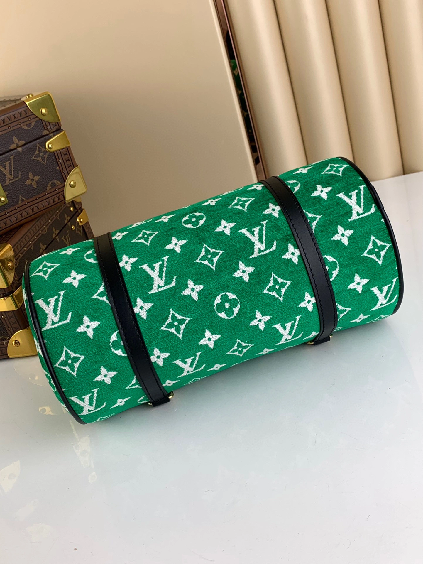 MOMO-M46206 item：B-B000E2548C
