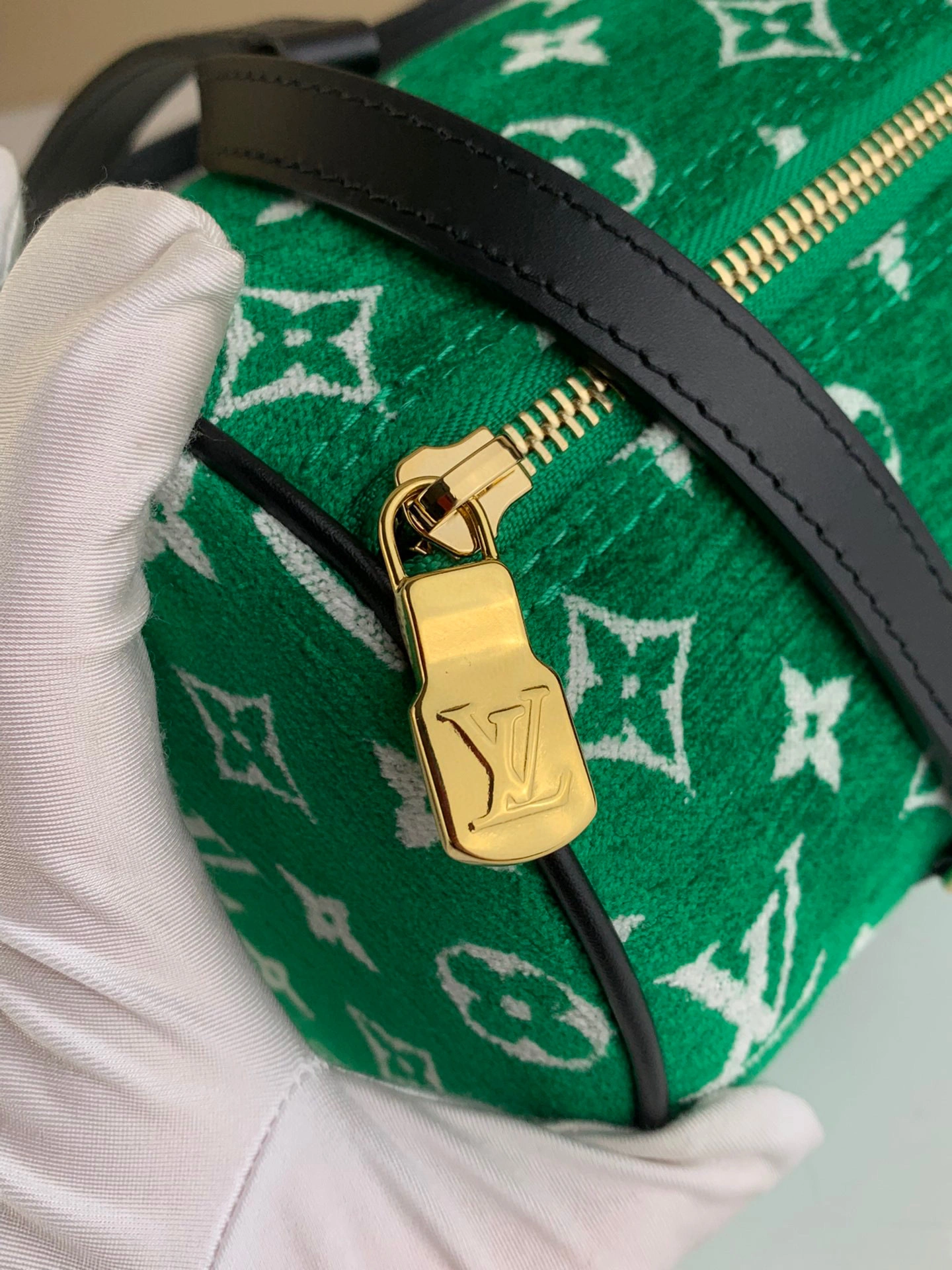 MOMO-M46206 item：B-B000E2548C