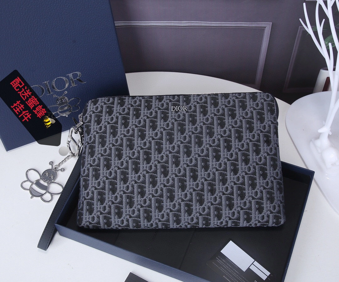 MOMO-OBLIQUE item:A-B063L2535
