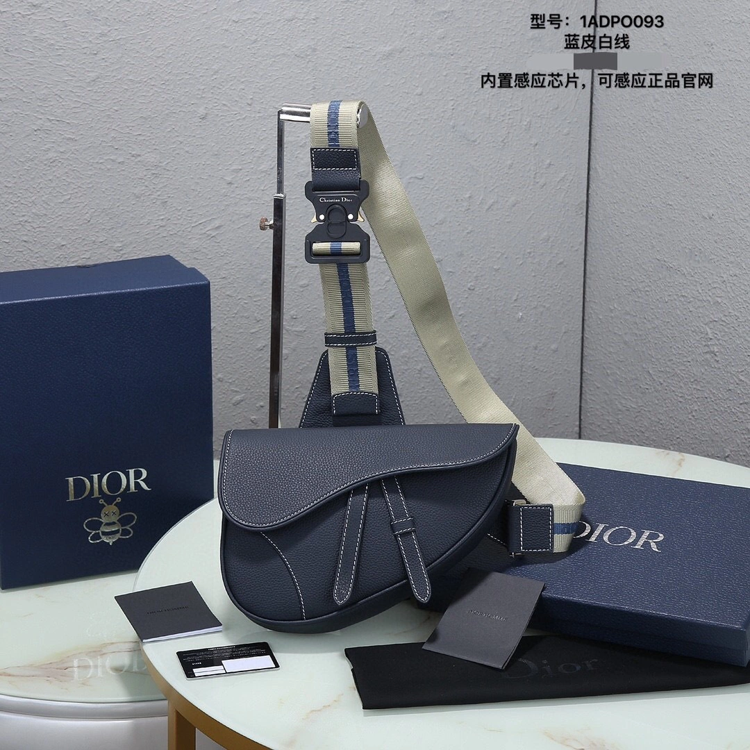 MOMO-SADDLE 1ADPO093 item:A-B063L2564