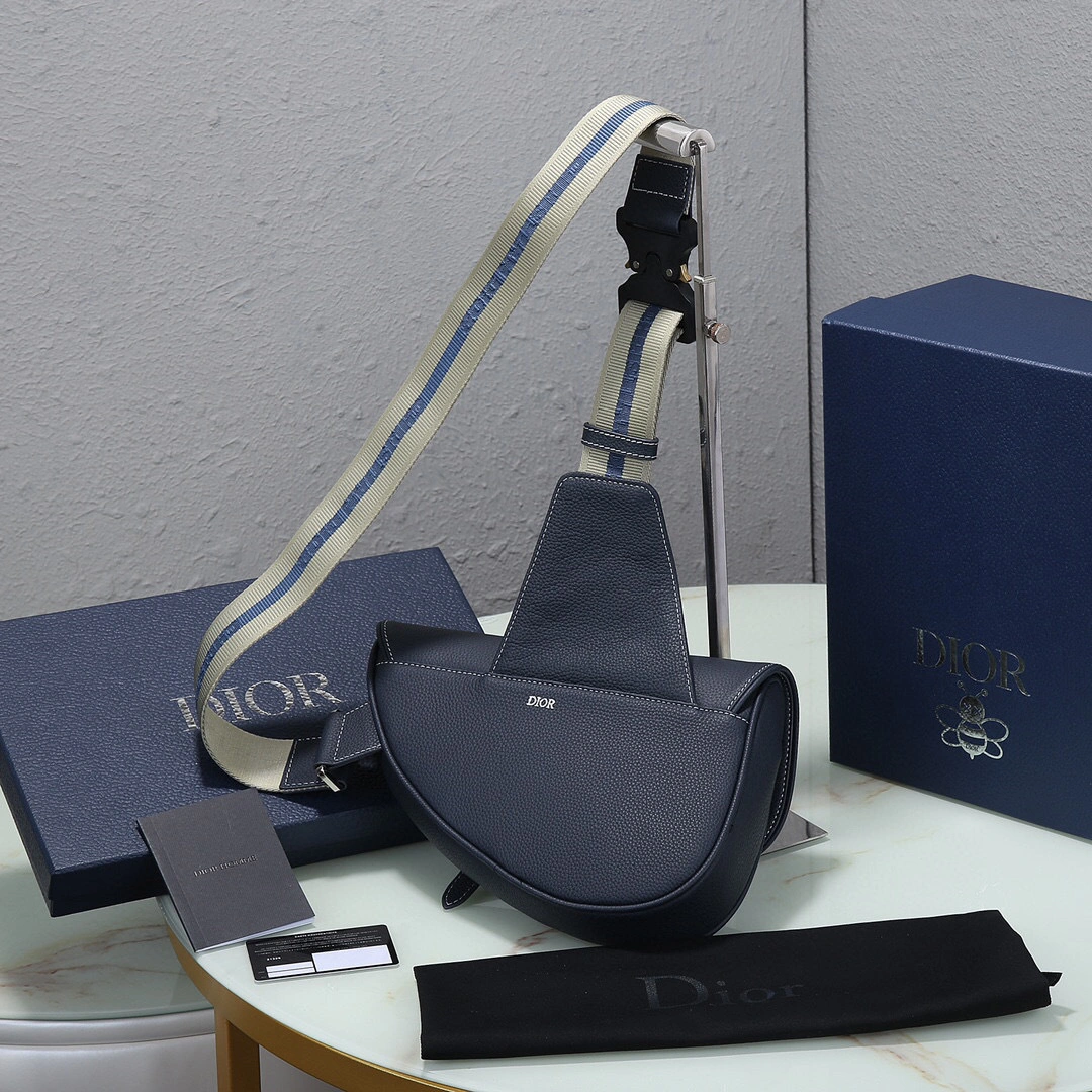 MOMO-SADDLE 1ADPO093 item:A-B063L2564