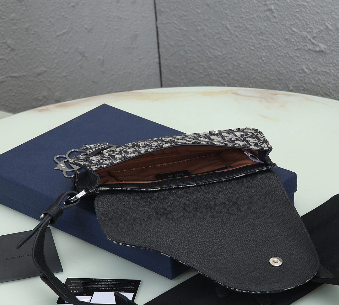 MOMO-SADDLE 2colour 1ADPO095YKY_H28E item:A-B063L2510-2