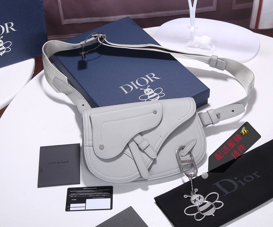 MOMO-SADDLE item:A-B063L2506