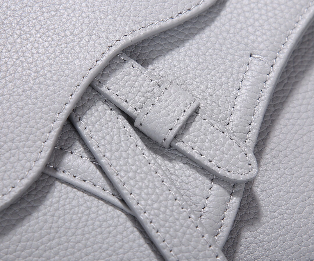 MOMO-SADDLE item:A-B063L2506