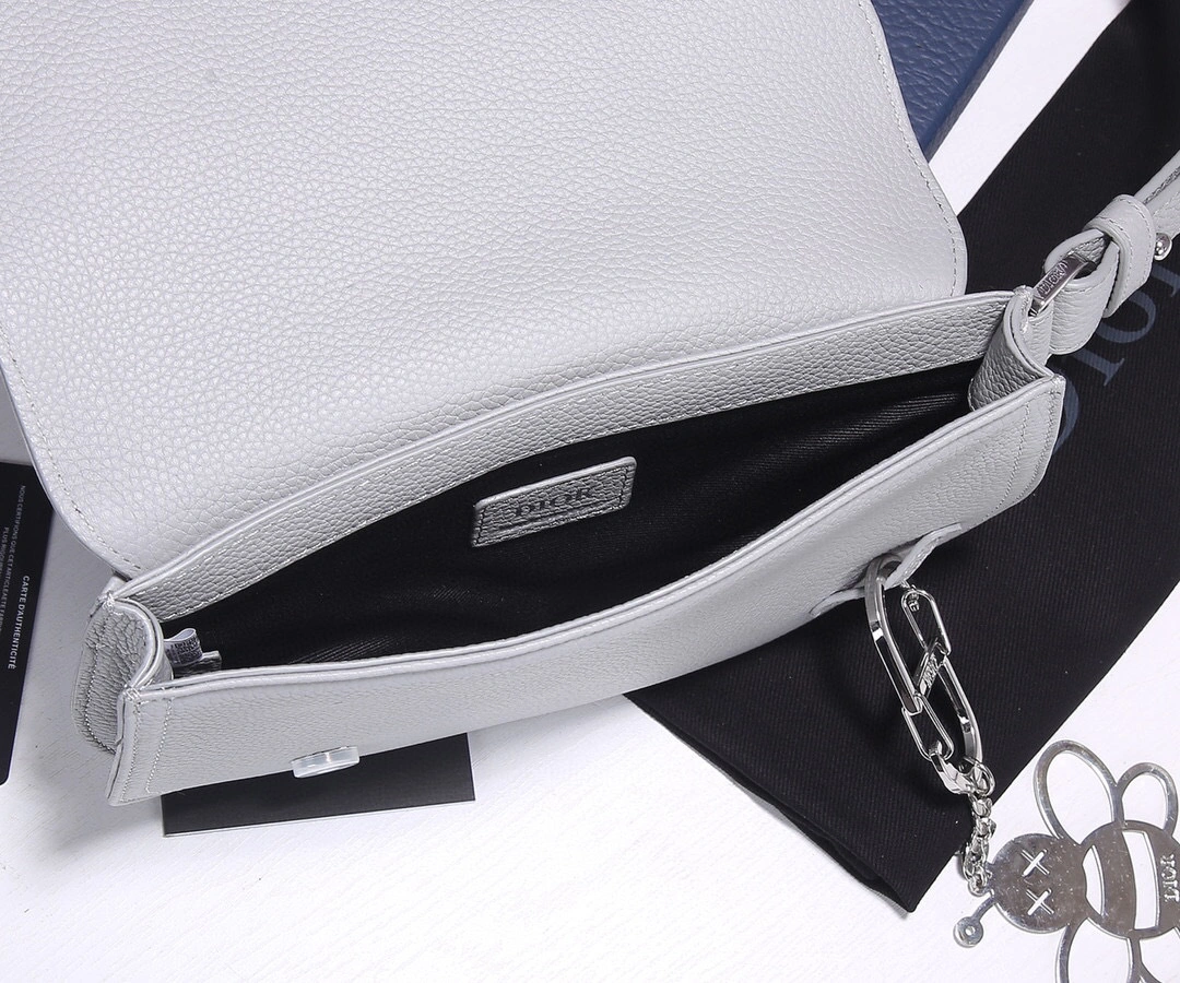 MOMO-SADDLE item:A-B063L2506