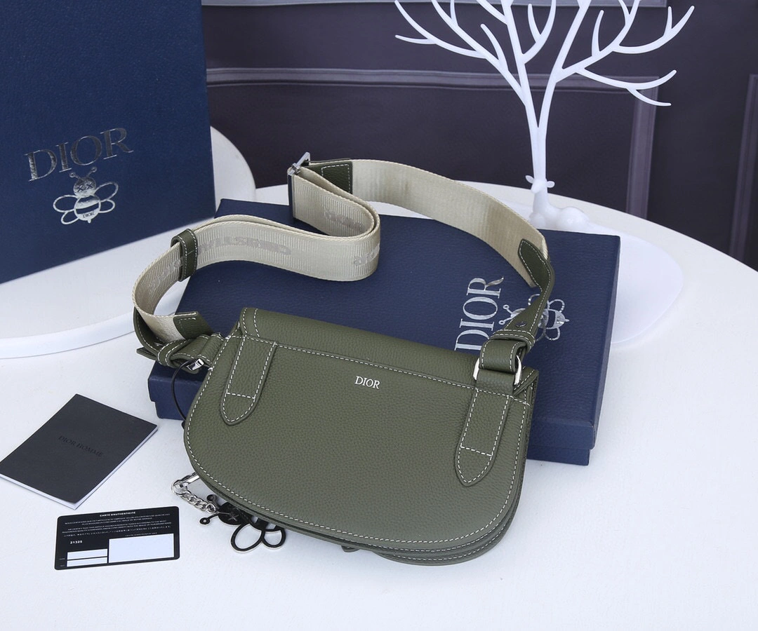 MOMO-SADDLE item:A-B063L2507