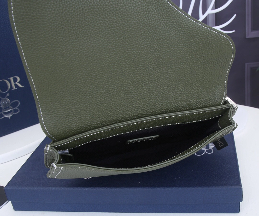 MOMO-SADDLE item:A-B063L2507