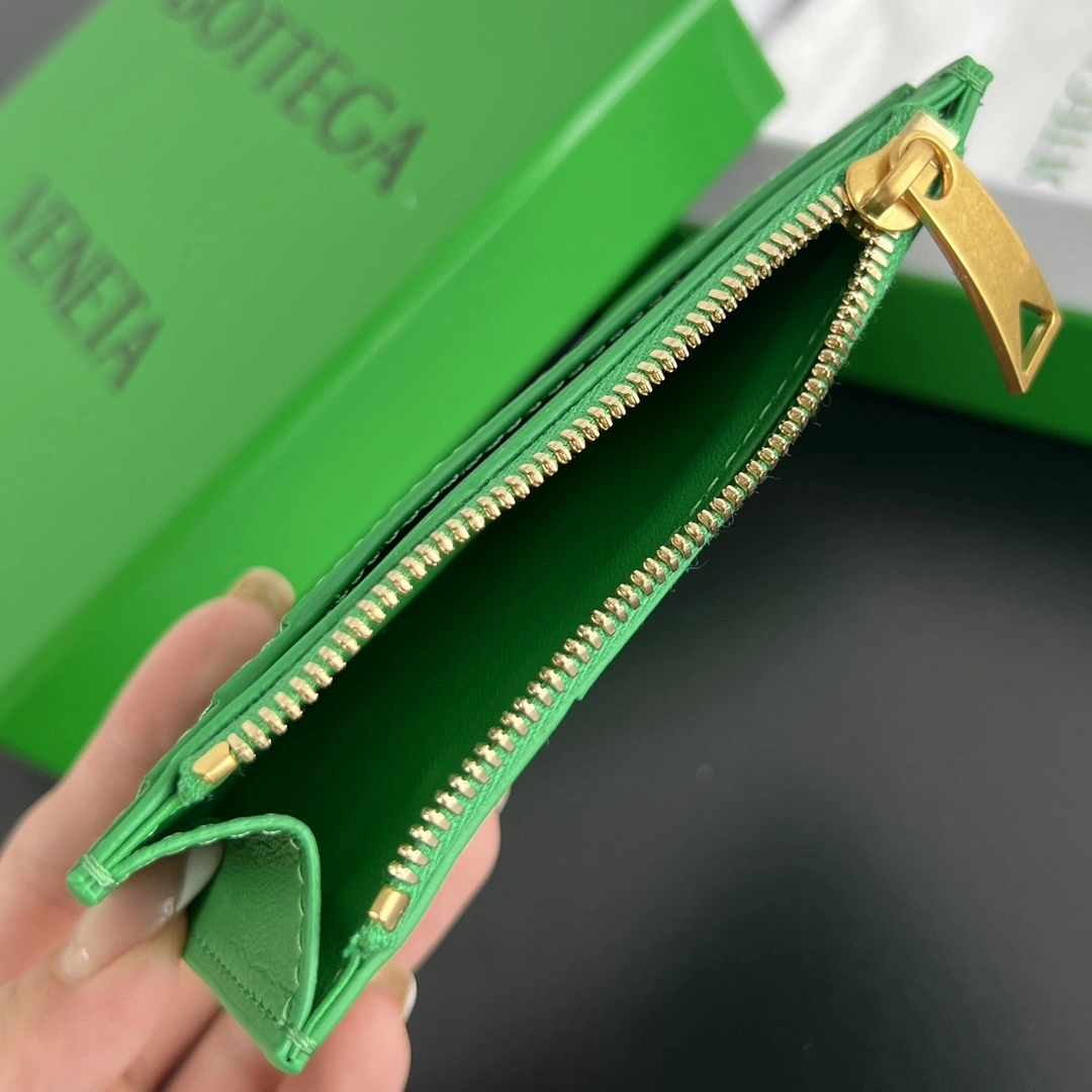 &MOMO-V595t1 high quality version 651393VCQC43722 item：E-B000G1899F