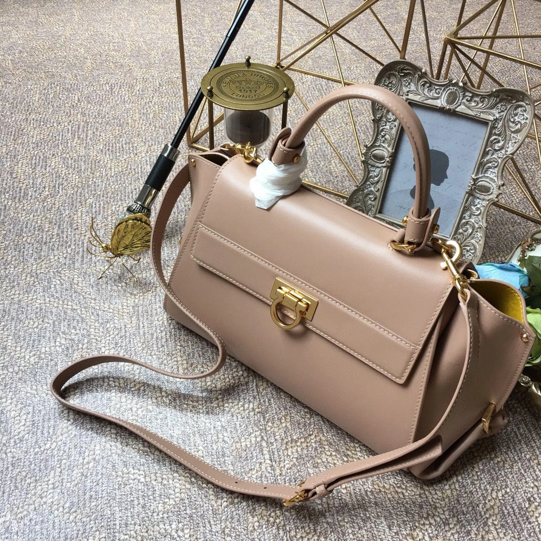 MOMO—Big Sofia Cowhide Sheepskin high quality version item : 202B13K2422