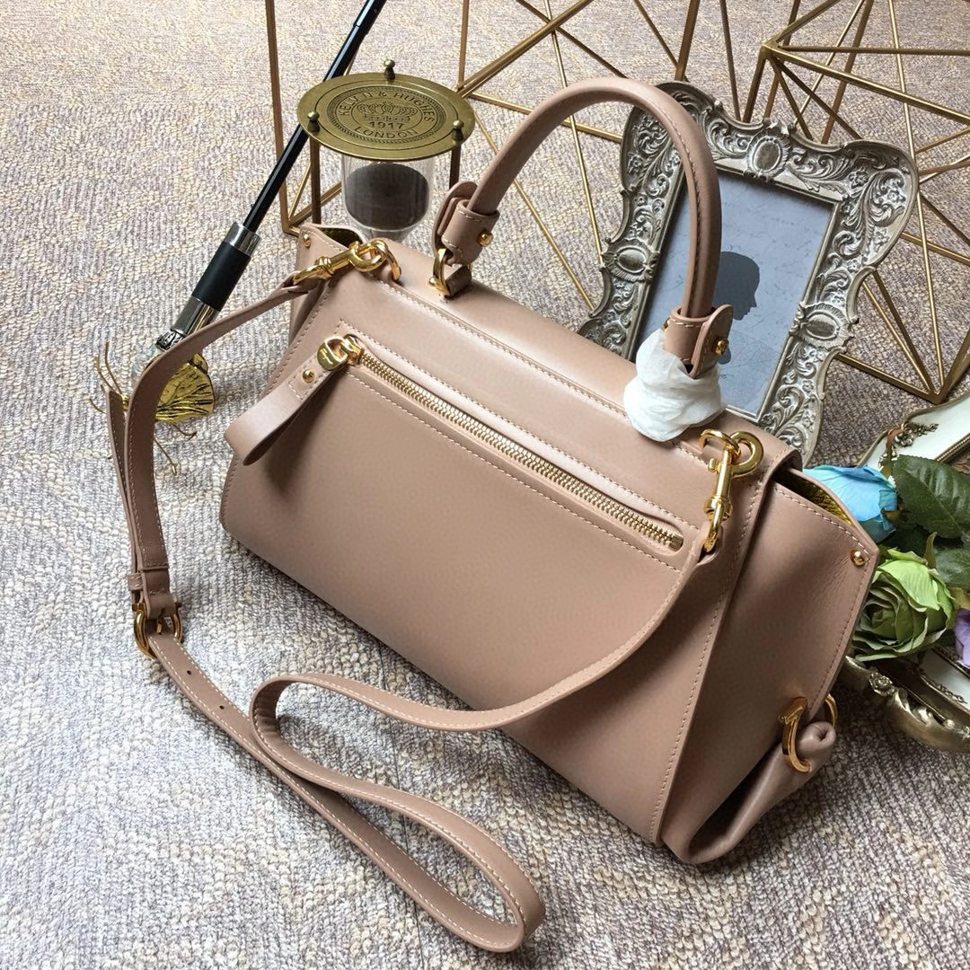MOMO—Big Sofia Cowhide Sheepskin high quality version item : 202B13K2422