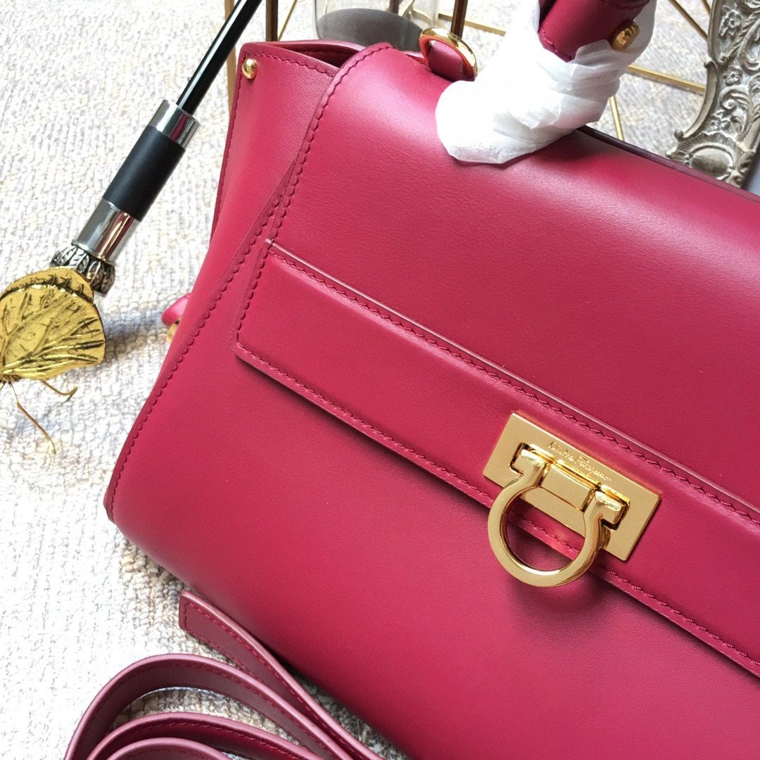 MOMO—Big Sofia Cowhide Sheepskin high quality version item : 202B13K2423