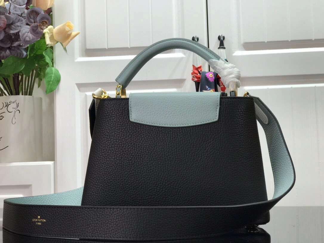 MoMo--- M57523 94519 2 colour item : 174B110E1501-2
