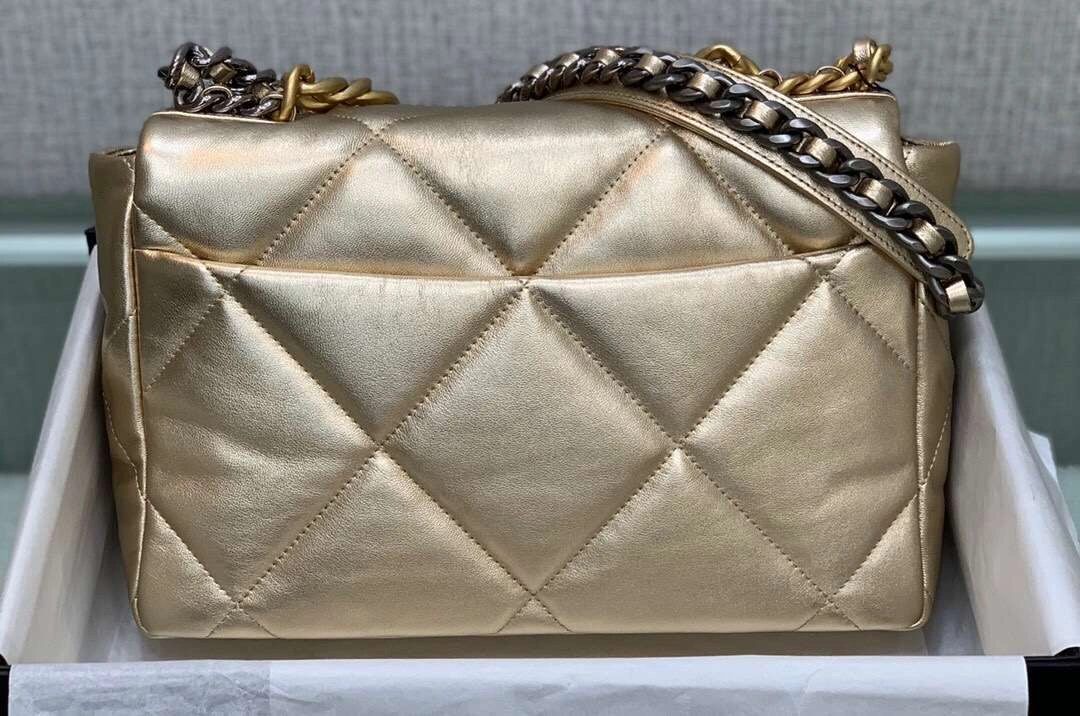 &MoMo-- 19bag 1161 item :063B00D2611