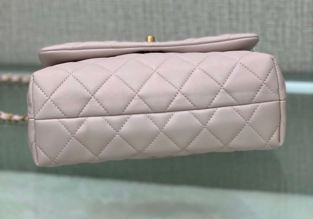 *MoMo-- 2044 sheepskin 2 colour item :063B00D2607-2