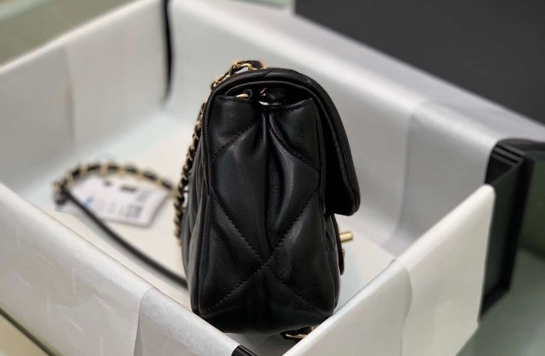 *MoMo-- 2232 3 colour item :063B00D2608-3