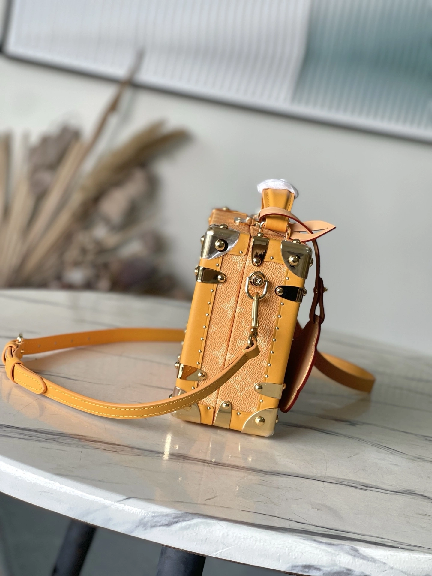 MoMo--8V M12458 high quality version item:E-B574J0206W