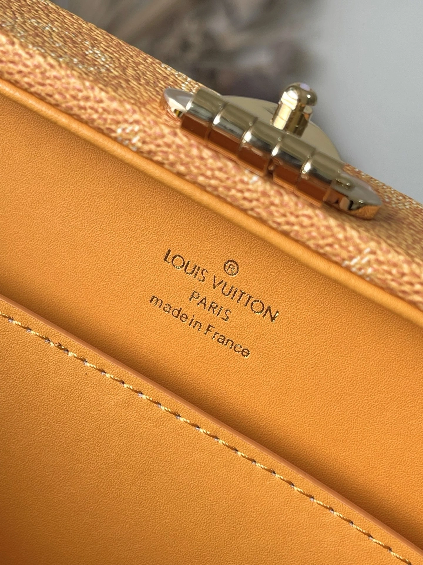 MoMo--8V M12458 high quality version item:E-B574J0206W