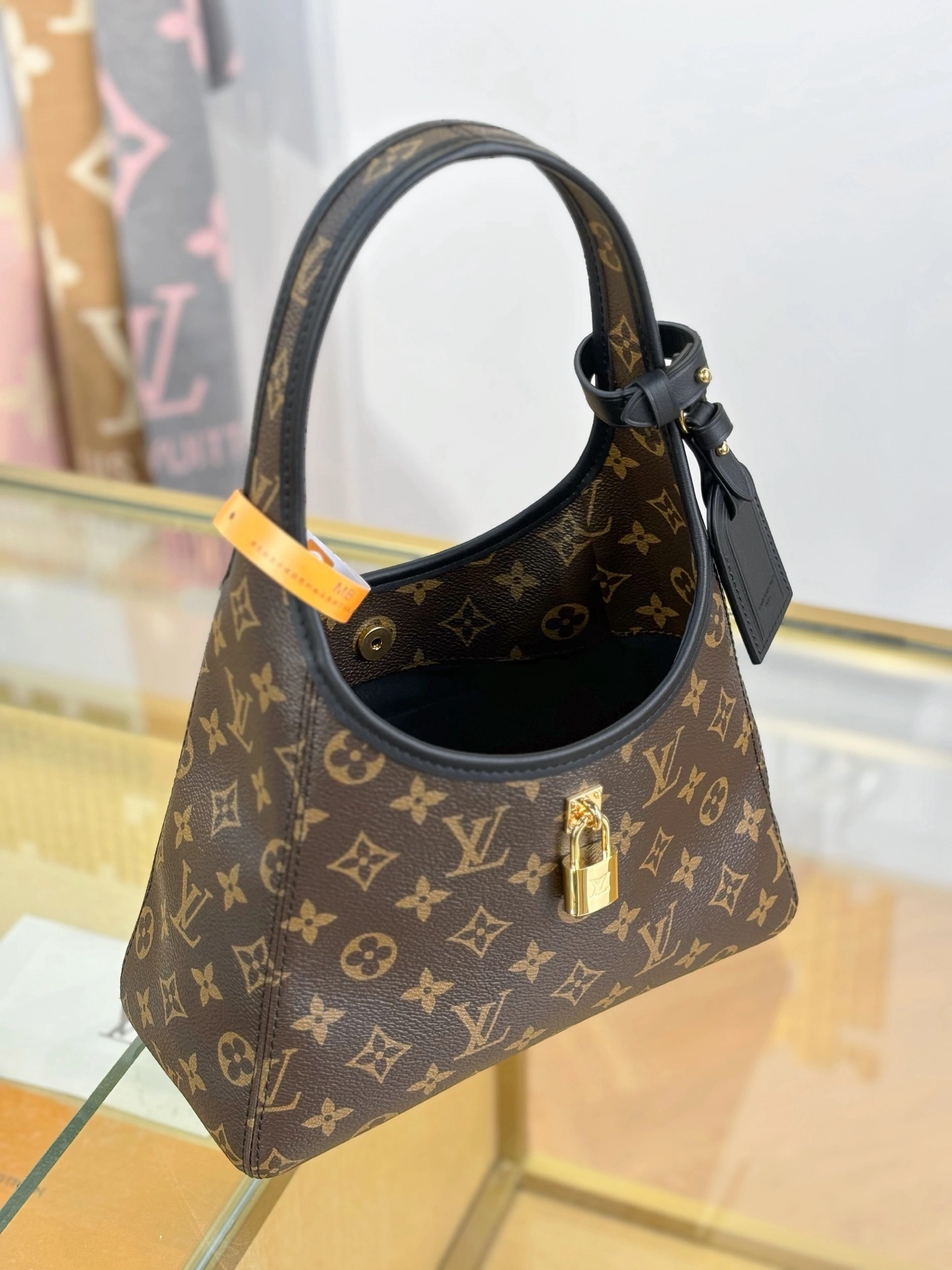 MoMo--8V M12940 high quality version item:E-B574J0210W