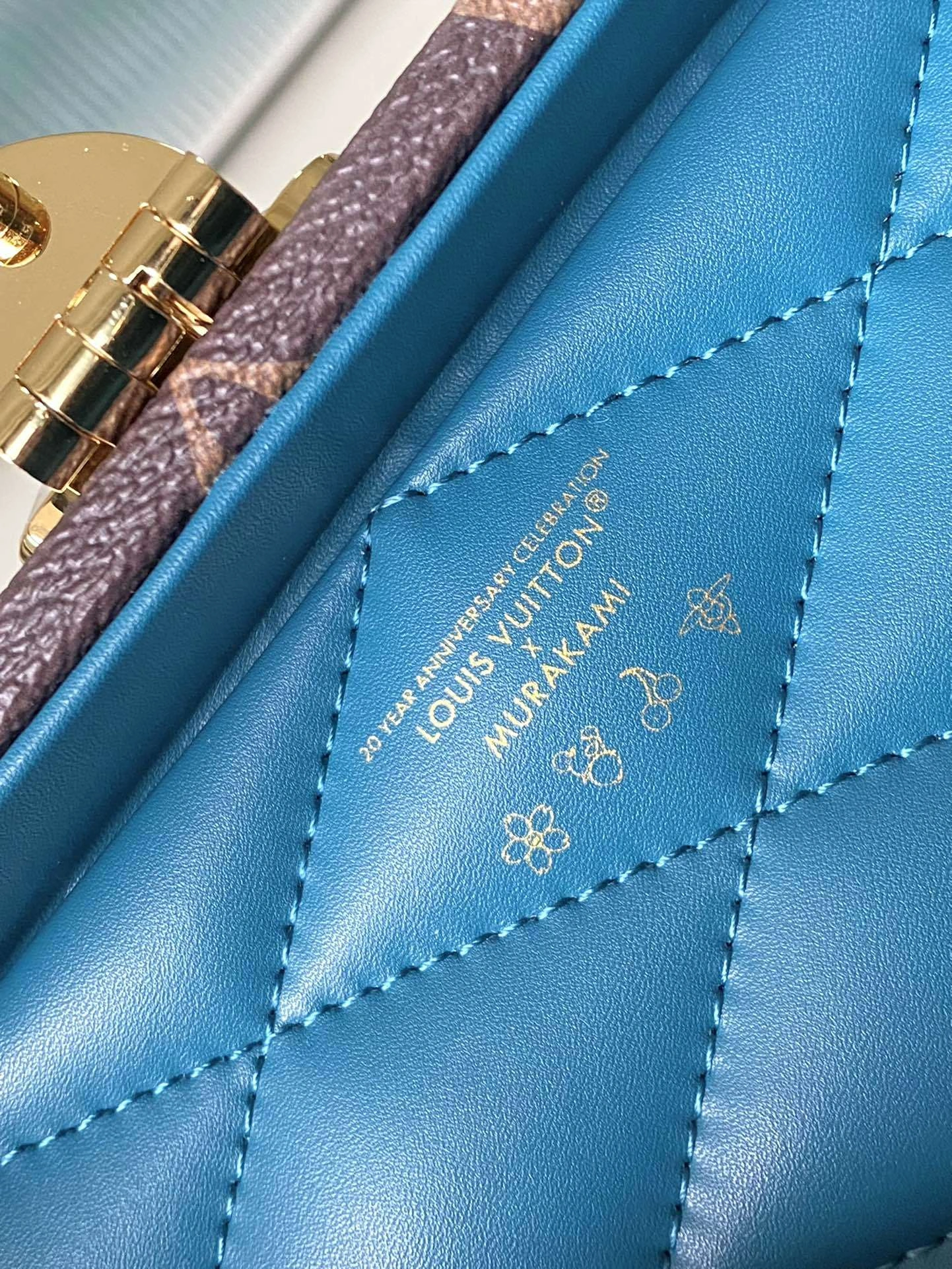 MoMo--8V M13127 high quality version item:E-B574J0227W
