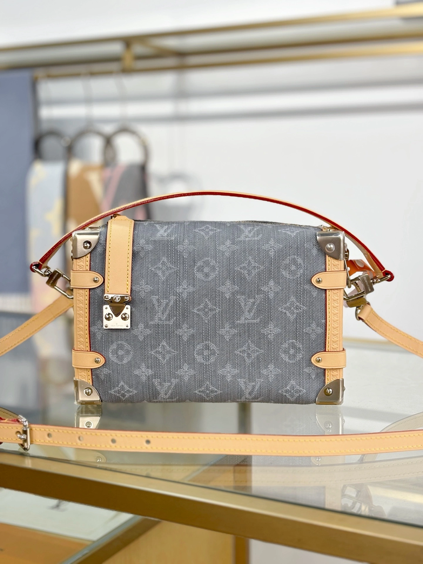 MoMo--8V M13285 high quality version item:E-B574J0204W