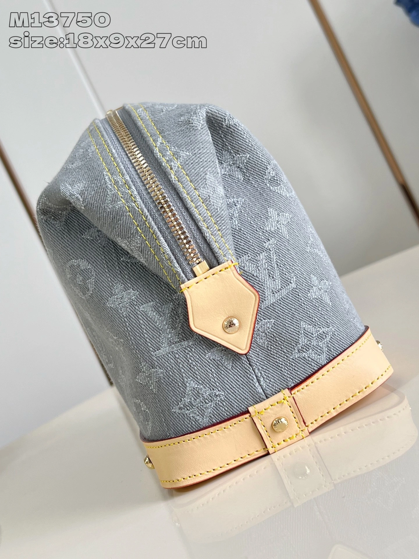 MoMo--8V M13750 Cotton cowhide high quality version item:E-B574J0404W