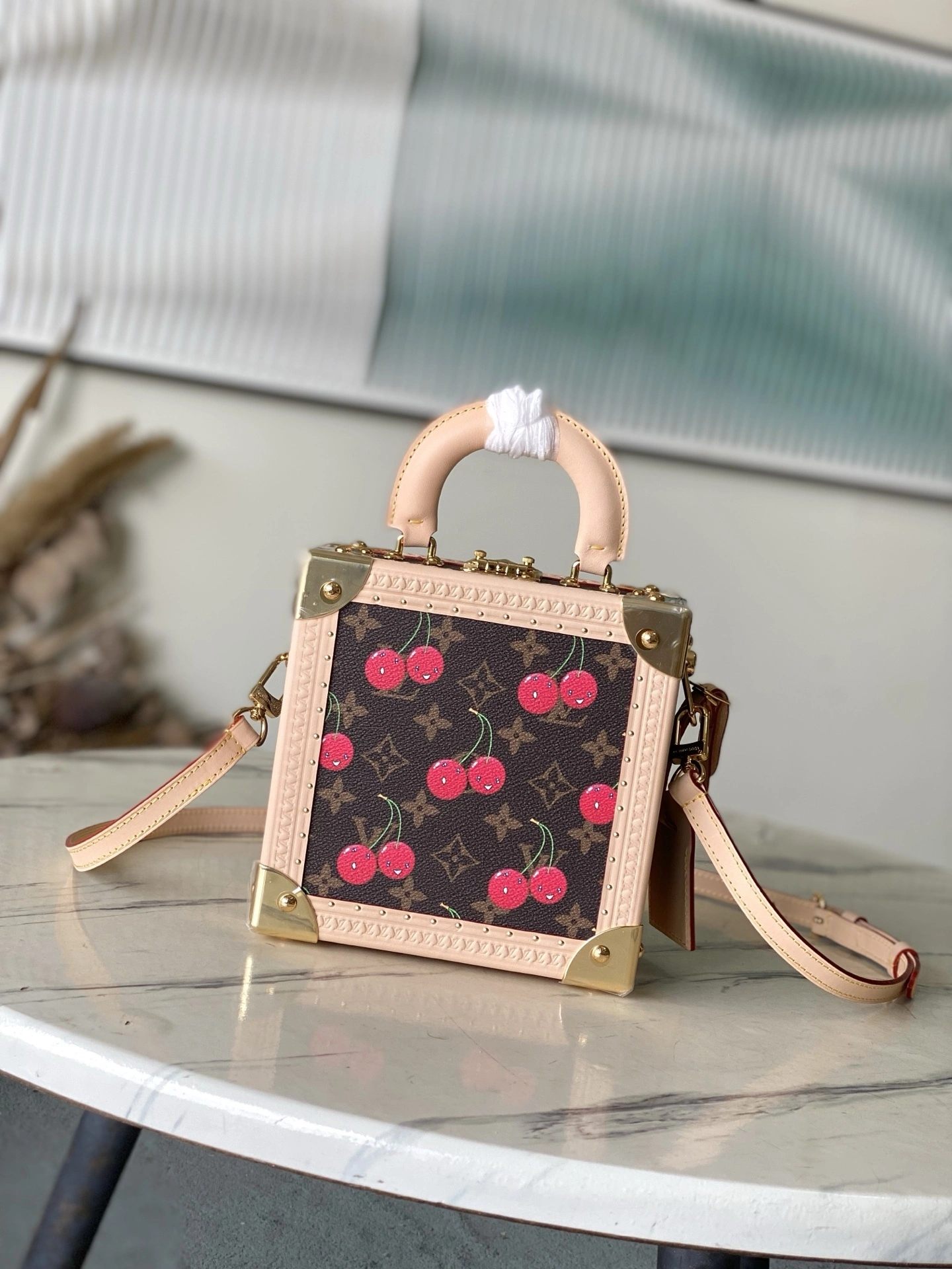 MoMo--8V M14040 cowhide high quality version item:E-B574J0232W