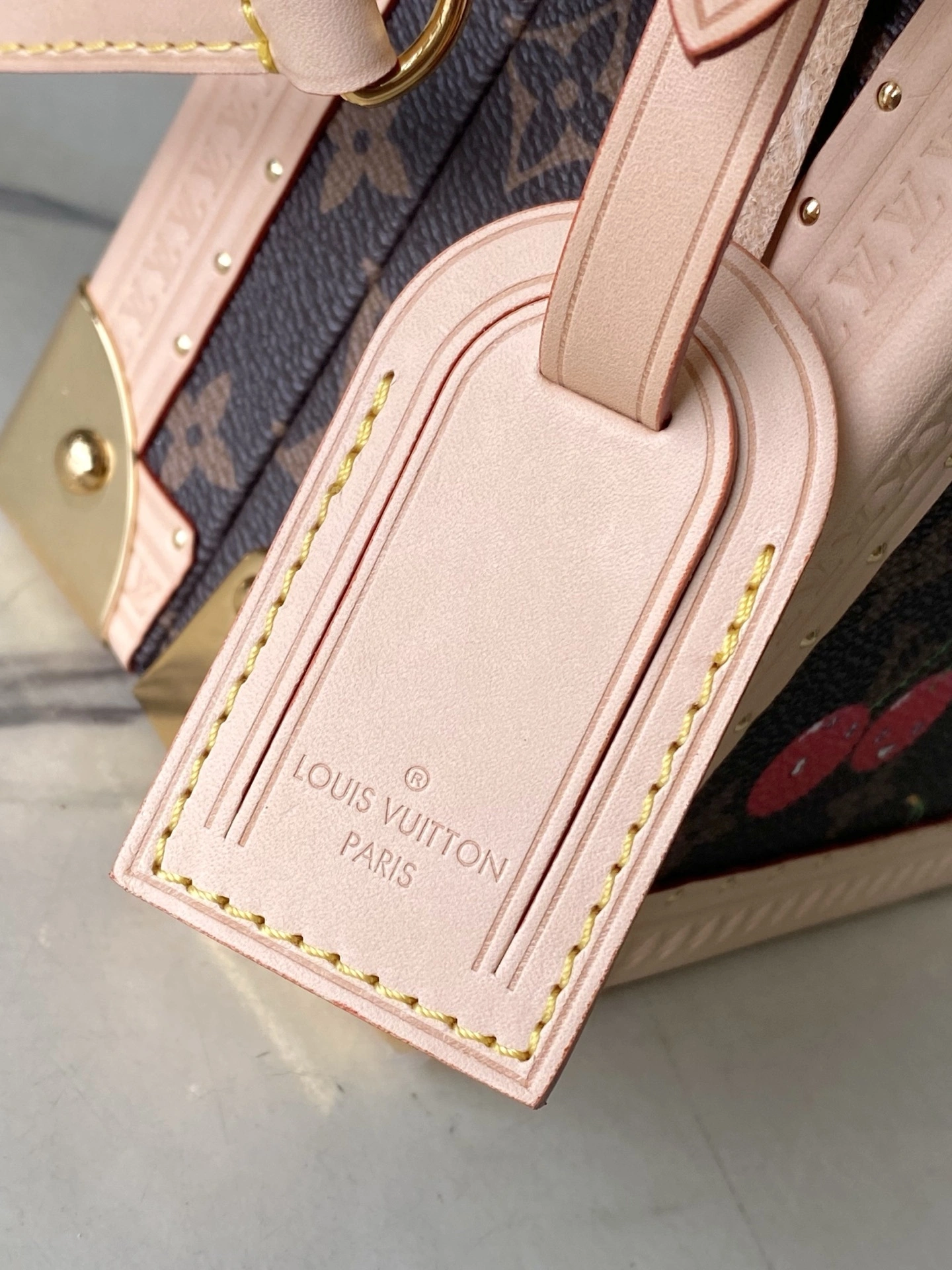 MoMo--8V M14040 cowhide high quality version item:E-B574J0232W